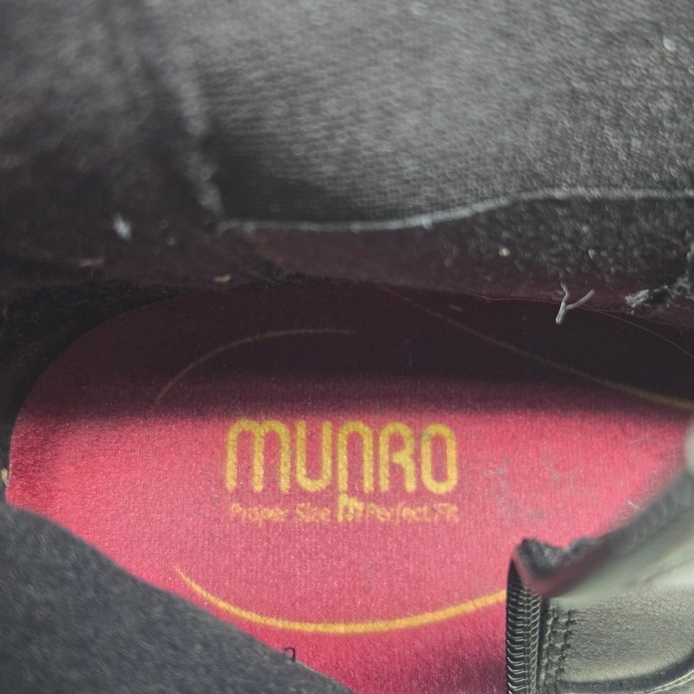 Munro American Black Leather Chelsea Boots Side Zip Lug Sole Womens 11 M M614381 - Picture 10 of 10